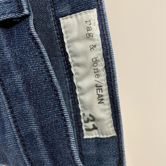 Rag & Bone Cropped jeans that are super soft. They are a true size 31! - Picture 3 of 5